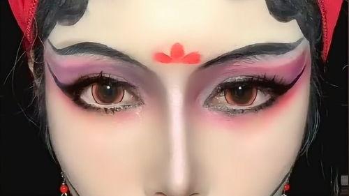 戏子在线观看,在线观看，揭秘幕后传奇人生