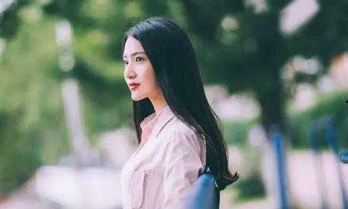 邻家女子在线观看,在线观看，揭开神秘面纱
